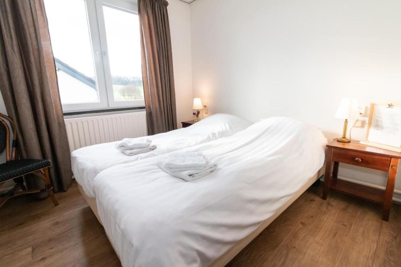 B&B Hotel Gasthoeve Het Valkennest Oud-Valkenburg Exteriér fotografie